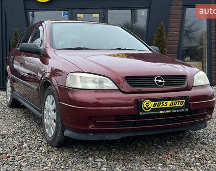 Красный Опель Астра, объемом двигателя 1.6 л и пробегом 294 тыс. км за 3699 $, фото 1 на Automoto.ua