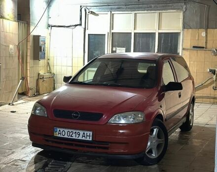 Красный Опель Астра, объемом двигателя 1.7 л и пробегом 270 тыс. км за 1750 $, фото 1 на Automoto.ua