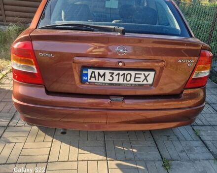 Червоний Опель Астра, об'ємом двигуна 1.6 л та пробігом 140 тис. км за 3800 $, фото 1 на Automoto.ua