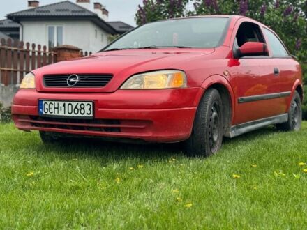 Опель Астра 2003 у Львові на Automoto.ua Червоний Опель Астра, об'ємом двигуна 2 л та пробігом 378 тис. км за 999 $, фото 1 на Automoto.ua