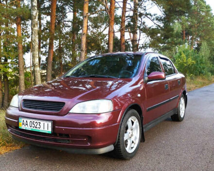 Червоний Опель Астра, об'ємом двигуна 1.4 л та пробігом 249 тис. км за 3500 $, фото 1 на Automoto.ua