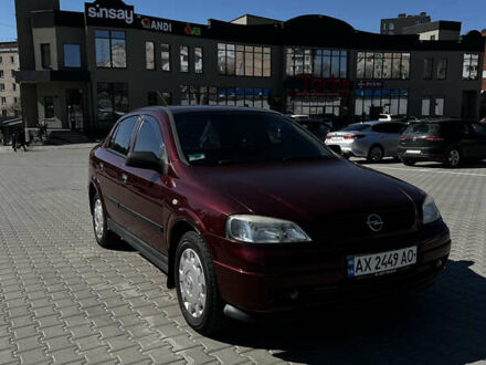 Опель Астра 2006 в Тернополе на Automoto.ua Красный Опель Астра, объемом двигателя 1.39 л и пробегом 185 тыс. км за 3700 $, фото 1 на Automoto.ua