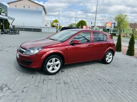Красный Опель Астра, объемом двигателя 1.2 л и пробегом 210 тыс. км за 4500 $, фото 1 на Automoto.ua