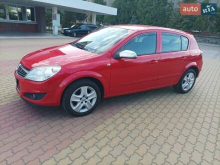 Опель Астра 2007 у Корсунь-Шевченковском на Automoto.ua Червоний Опель Астра, об'ємом двигуна 1.6 л та пробігом 122 тис. км за 5750 $, фото 1 на Automoto.ua
