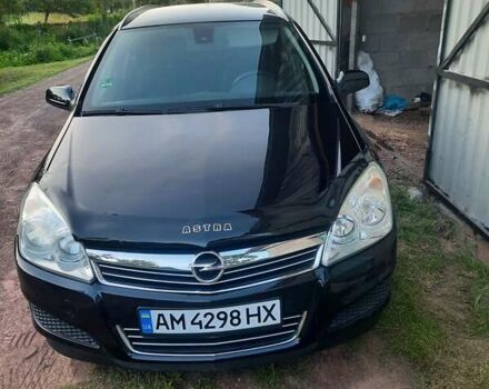 Красный Опель Астра, объемом двигателя 1.6 л и пробегом 240 тыс. км за 5200 $, фото 1 на Automoto.ua