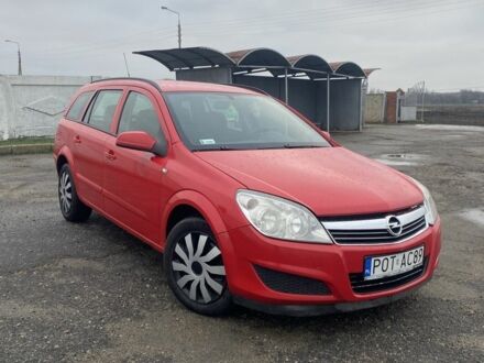 Красный Опель Астра, объемом двигателя 1.7 л и пробегом 300 тыс. км за 2750 $, фото 1 на Automoto.ua