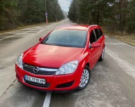 Красный Опель Астра, объемом двигателя 1.9 л и пробегом 360 тыс. км за 4899 $, фото 1 на Automoto.ua