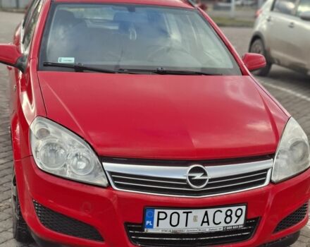 Красный Опель Астра, объемом двигателя 1.7 л и пробегом 410 тыс. км за 2000 $, фото 1 на Automoto.ua