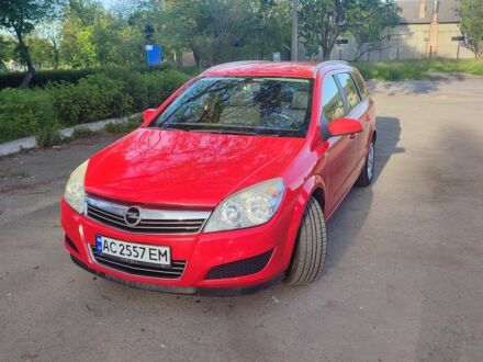 Красный Опель Астра, объемом двигателя 1.6 л и пробегом 216 тыс. км за 5700 $, фото 1 на Automoto.ua