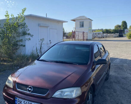 Червоний Опель Астра, об'ємом двигуна 1.6 л та пробігом 233 тис. км за 3300 $, фото 1 на Automoto.ua