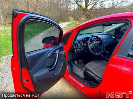 Красный Опель Астра, объемом двигателя 1.4 л и пробегом 178 тыс. км за 5500 $, фото 1 на Automoto.ua