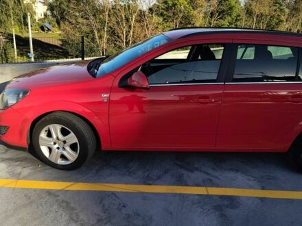 Красный Опель Астра, объемом двигателя 1.7 л и пробегом 241 тыс. км за 4900 $, фото 1 на Automoto.ua