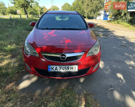 Красный Опель Астра, объемом двигателя 1.7 л и пробегом 274 тыс. км за 4499 $, фото 1 на Automoto.ua
