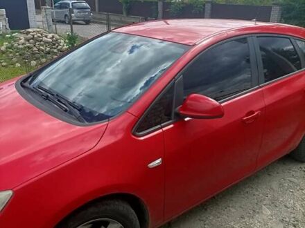 Опель Астра 2011 в Косове на Automoto.ua Красный Опель Астра, объемом двигателя 1.2 л и пробегом 200 тыс. км за 6000 $, фото 1 на Automoto.ua