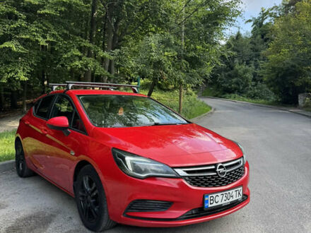 Опель Астра 2016 в Львове на Automoto.ua Красный Опель Астра, объемом двигателя 1 л и пробегом 150 тыс. км за 9000 $, фото 1 на Automoto.ua