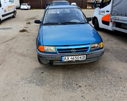 Опель Астра, объемом двигателя 1.4 л и пробегом 224 тыс. км за 1300 $, фото 2 на Automoto.ua