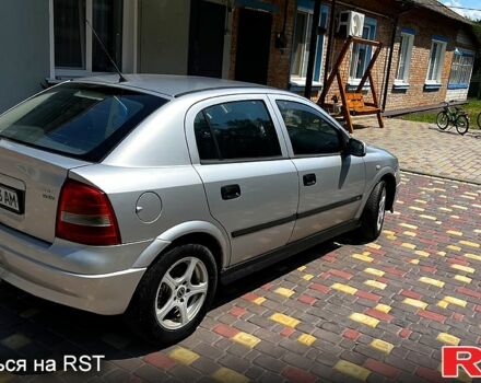 Опель Астра, объемом двигателя 2 л и пробегом 300 тыс. км за 2400 $, фото 4 на Automoto.ua