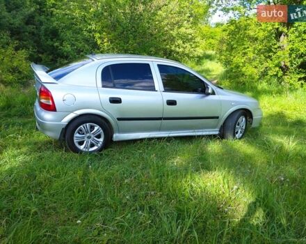 Опель Астра, объемом двигателя 1.39 л и пробегом 250 тыс. км за 3400 $, фото 1 на Automoto.ua