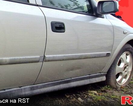 Опель Астра, объемом двигателя 1.7 л и пробегом 327 тыс. км за 2500 $, фото 3 на Automoto.ua