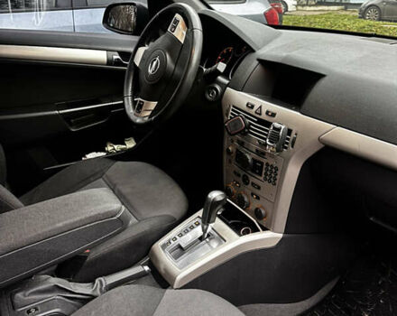 Опель Астра, объемом двигателя 1.9 л и пробегом 300 тыс. км за 5500 $, фото 6 на Automoto.ua