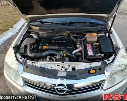 Опель Астра, объемом двигателя 1.7 л и пробегом 380 тыс. км за 5000 $, фото 5 на Automoto.ua