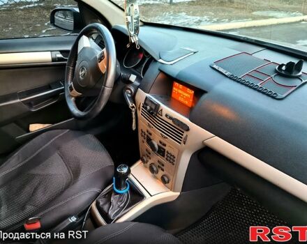 Опель Астра, объемом двигателя 1.7 л и пробегом 380 тыс. км за 5000 $, фото 4 на Automoto.ua