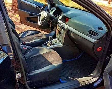 Опель Астра, объемом двигателя 1.4 л и пробегом 192 тыс. км за 5500 $, фото 4 на Automoto.ua