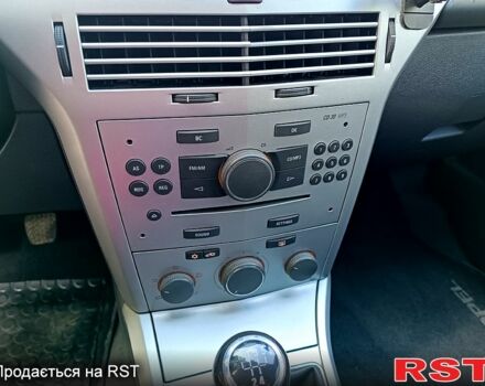 Опель Астра, объемом двигателя 1.6 л и пробегом 195 тыс. км за 4200 $, фото 2 на Automoto.ua