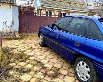 Опель Астра, объемом двигателя 16 л и пробегом 111 тыс. км за 1100 $, фото 2 на Automoto.ua