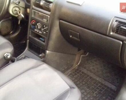 Опель Астра, объемом двигателя 2 л и пробегом 347 тыс. км за 3700 $, фото 6 на Automoto.ua