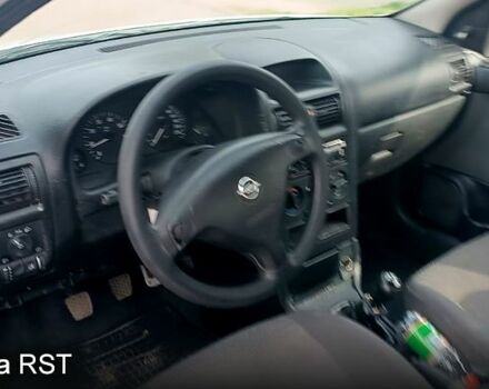 Опель Астра, объемом двигателя 1.4 л и пробегом 300 тыс. км за 2000 $, фото 2 на Automoto.ua