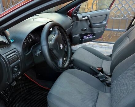 Опель Астра, объемом двигателя 1.4 л и пробегом 292 тыс. км за 3500 $, фото 3 на Automoto.ua