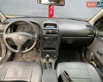 Опель Астра, объемом двигателя 1.36 л и пробегом 198 тыс. км за 4000 $, фото 17 на Automoto.ua