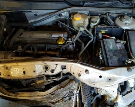 Опель Астра, объемом двигателя 2.2 л и пробегом 164 тыс. км за 2550 $, фото 2 на Automoto.ua