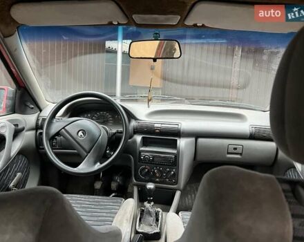 Опель Астра, об'ємом двигуна 1.6 л та пробігом 300 тис. км за 1000 $, фото 3 на Automoto.ua
