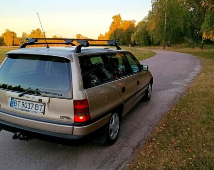 Опель Астра, объемом двигателя 1.6 л и пробегом 250 тыс. км за 3000 $, фото 2 на Automoto.ua