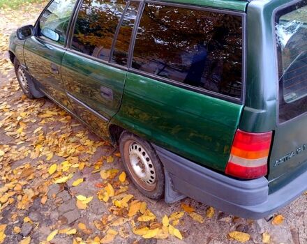 Опель Астра, объемом двигателя 1.4 л и пробегом 390 тыс. км за 1300 $, фото 1 на Automoto.ua