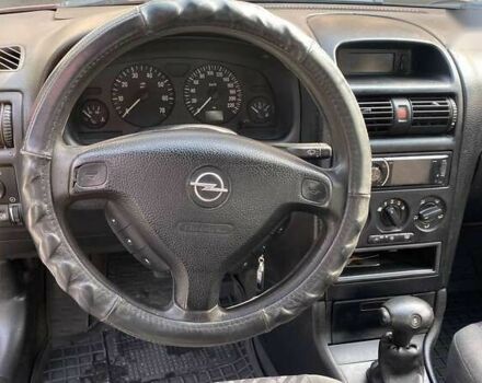 Опель Астра, объемом двигателя 1.6 л и пробегом 218 тыс. км за 3900 $, фото 12 на Automoto.ua