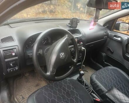 Опель Астра, объемом двигателя 1.7 л и пробегом 330 тыс. км за 3200 $, фото 5 на Automoto.ua