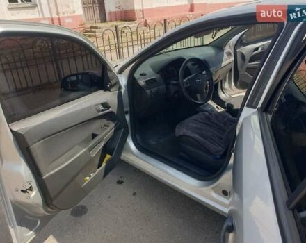 Опель Астра, объемом двигателя 1.4 л и пробегом 250 тыс. км за 4600 $, фото 3 на Automoto.ua