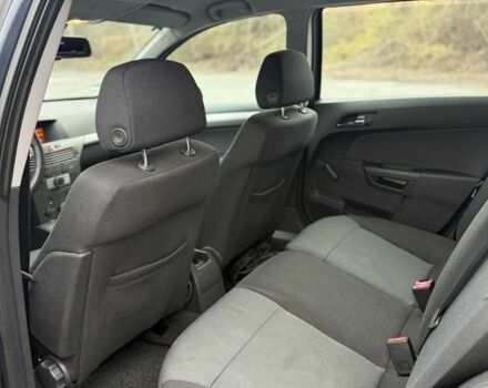 Опель Астра, объемом двигателя 1.9 л и пробегом 185 тыс. км за 2800 $, фото 9 на Automoto.ua