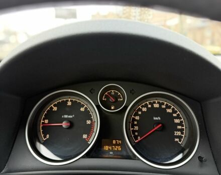Опель Астра, объемом двигателя 1.9 л и пробегом 185 тыс. км за 2800 $, фото 15 на Automoto.ua