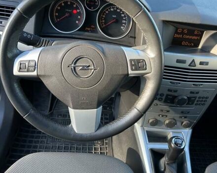 Опель Астра, объемом двигателя 1.8 л и пробегом 241 тыс. км за 5700 $, фото 10 на Automoto.ua