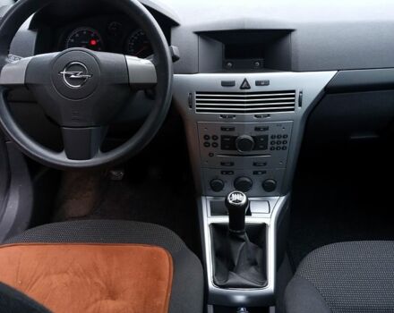 Опель Астра, объемом двигателя 1.8 л и пробегом 214 тыс. км за 5700 $, фото 7 на Automoto.ua