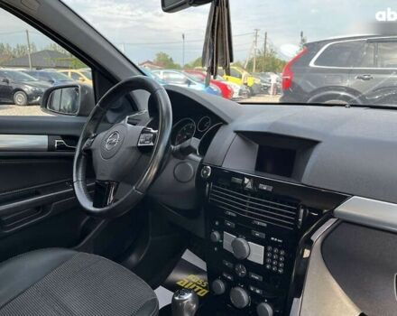 Опель Астра, объемом двигателя 1.9 л и пробегом 288 тыс. км за 6000 $, фото 22 на Automoto.ua