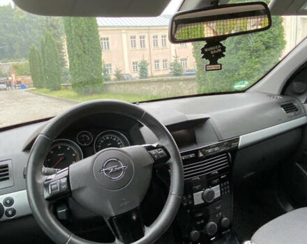 Опель Астра, объемом двигателя 1.7 л и пробегом 258 тыс. км за 6400 $, фото 33 на Automoto.ua