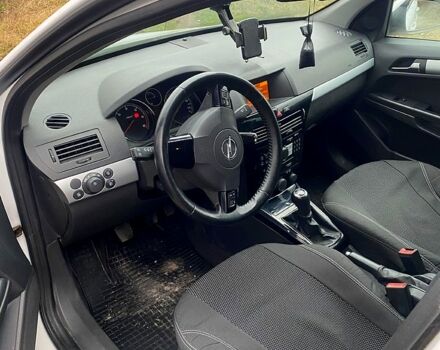 Опель Астра, об'ємом двигуна 1.3 л та пробігом 240 тис. км за 5850 $, фото 3 на Automoto.ua