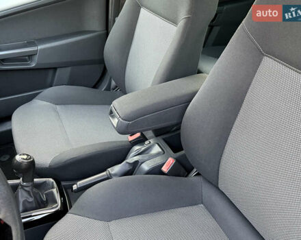 Опель Астра, объемом двигателя 1.6 л и пробегом 253 тыс. км за 5950 $, фото 75 на Automoto.ua