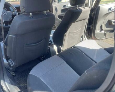 Опель Астра, объемом двигателя 1.7 л и пробегом 272 тыс. км за 6600 $, фото 4 на Automoto.ua