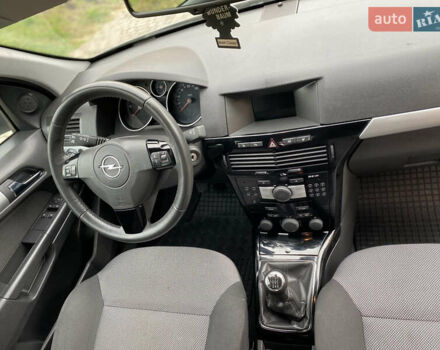 Опель Астра, объемом двигателя 1.7 л и пробегом 258 тыс. км за 6400 $, фото 23 на Automoto.ua